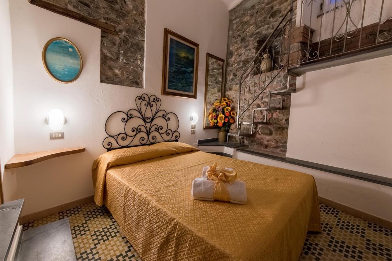 Via Mazzini - Francamaria Rooms Vernazza Exterior foto