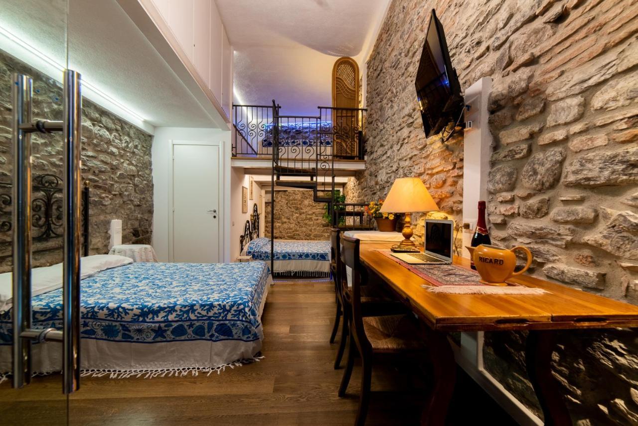 Via Mazzini - Francamaria Rooms Vernazza Exterior foto