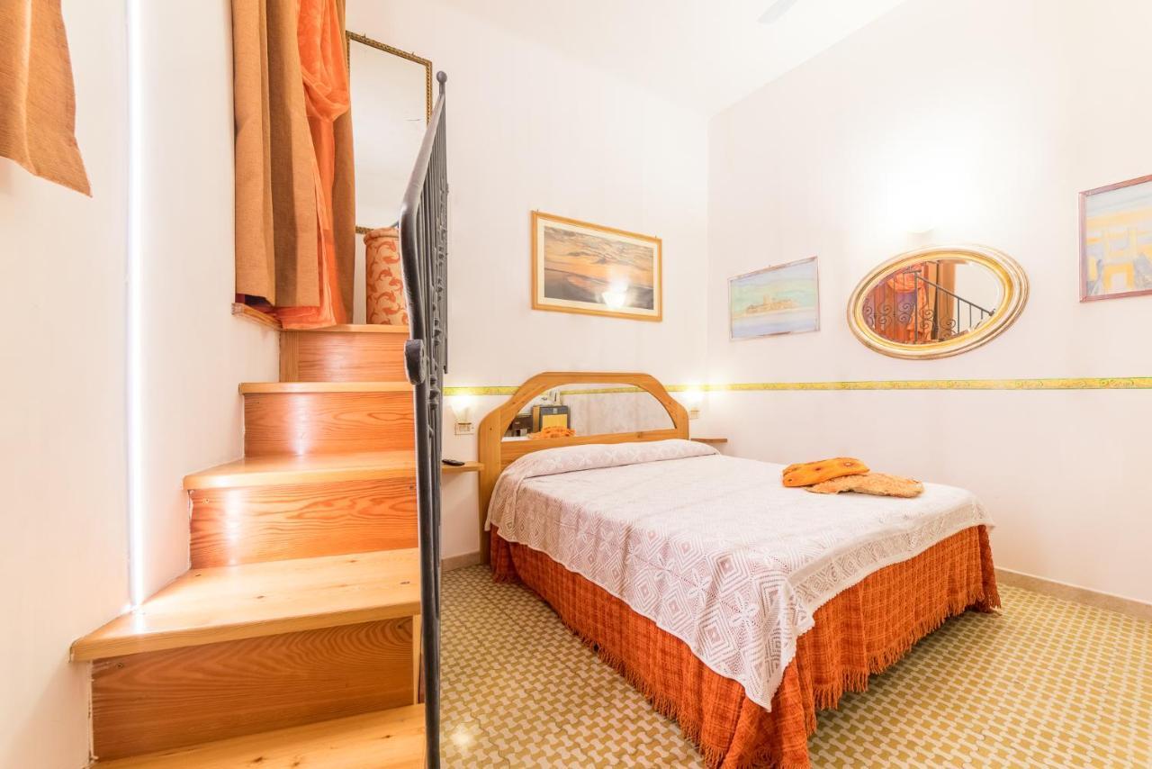 Via Mazzini - Francamaria Rooms Vernazza Exterior foto