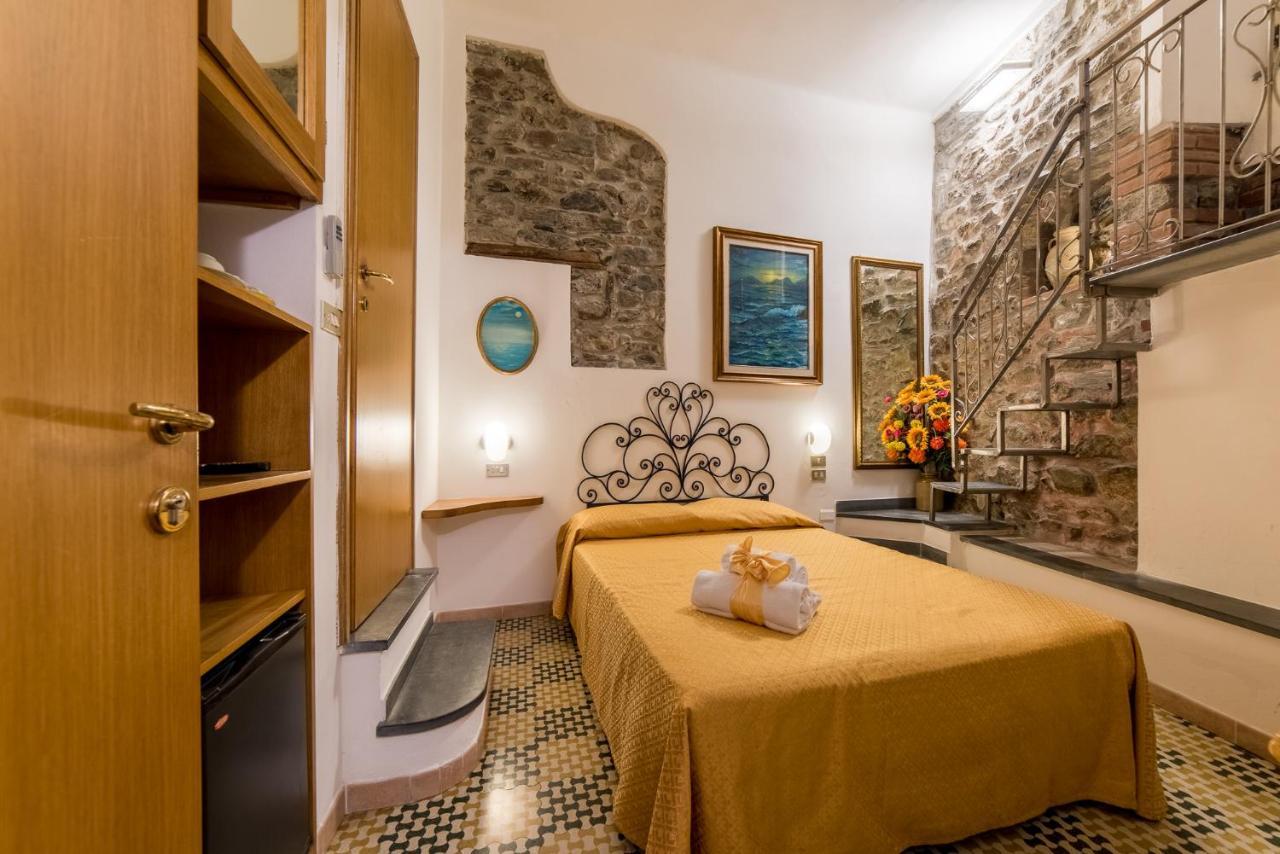 Via Mazzini - Francamaria Rooms Vernazza Exterior foto
