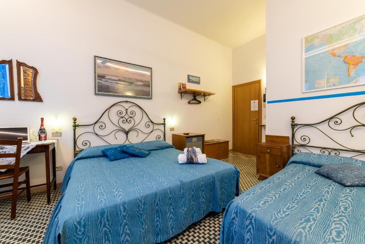 Via Mazzini - Francamaria Rooms Vernazza Exterior foto